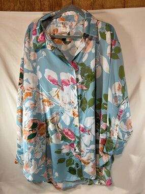 Entro Woman’s Light Blue Floral Button-Up Blouse